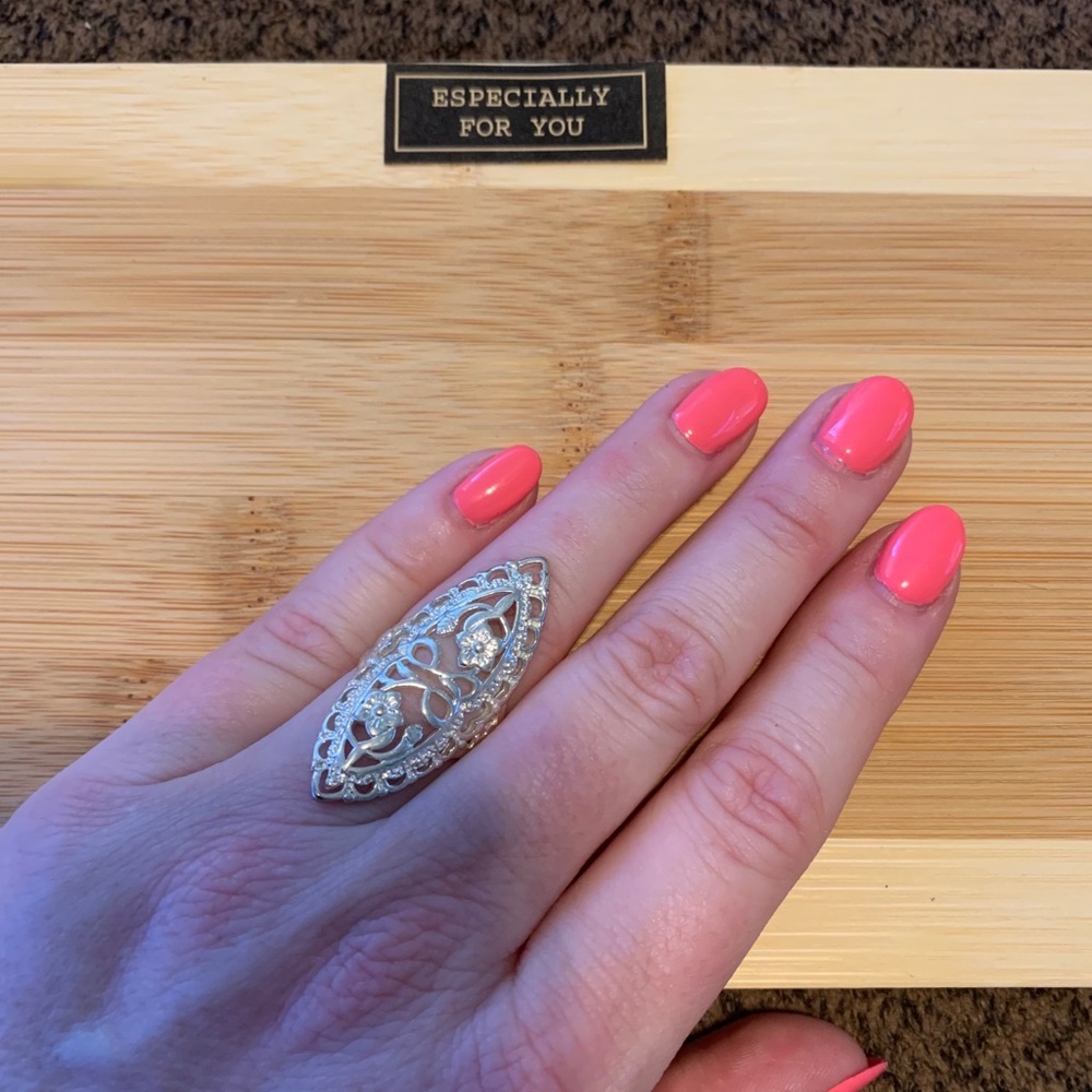 Costume ring